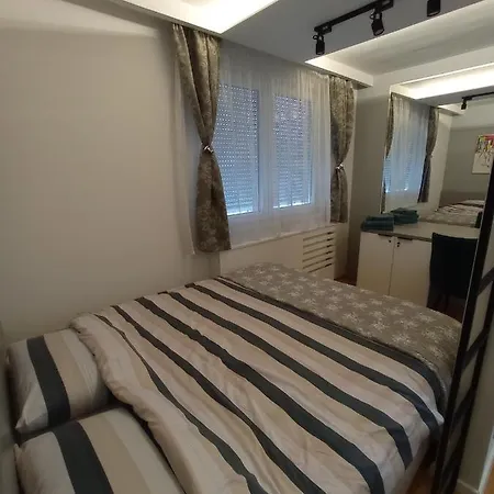 Studio Apartman Pale Apartment Pale