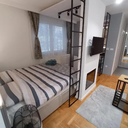 Studio Apartman Pale
