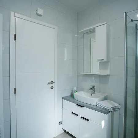 Apartment Studio Apartman Pale *
