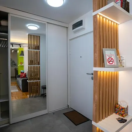 Centar Free Parking * Pale